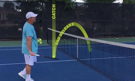 Kỹ thuật bỏ nhỏ tennis căn bản để hoàn thiện bộ kỹ năng quan trọng trên sân